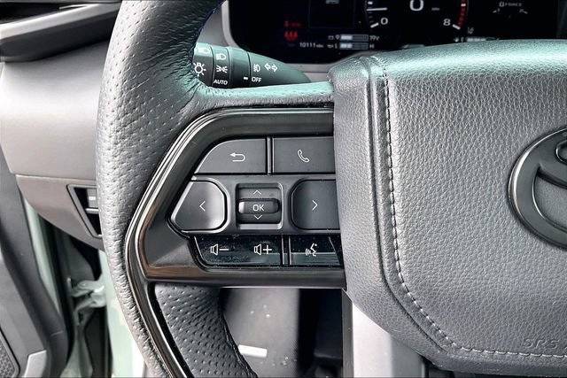 Used 2025 Toyota Tundra Platinum AWD/4WD image 10