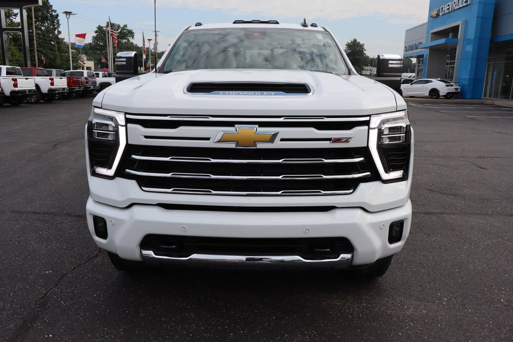 New 2026 Chevrolet Silverado 2500 LT w/ Z71 Chrome Sport Edition AWD/4WD image 23