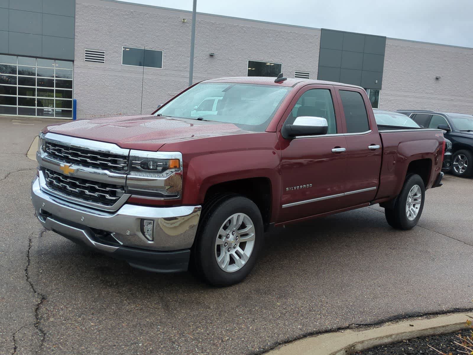 Used 2016 Chevrolet Silverado 1500 LTZ w/ LTZ Plus Package AWD/4WD image 4