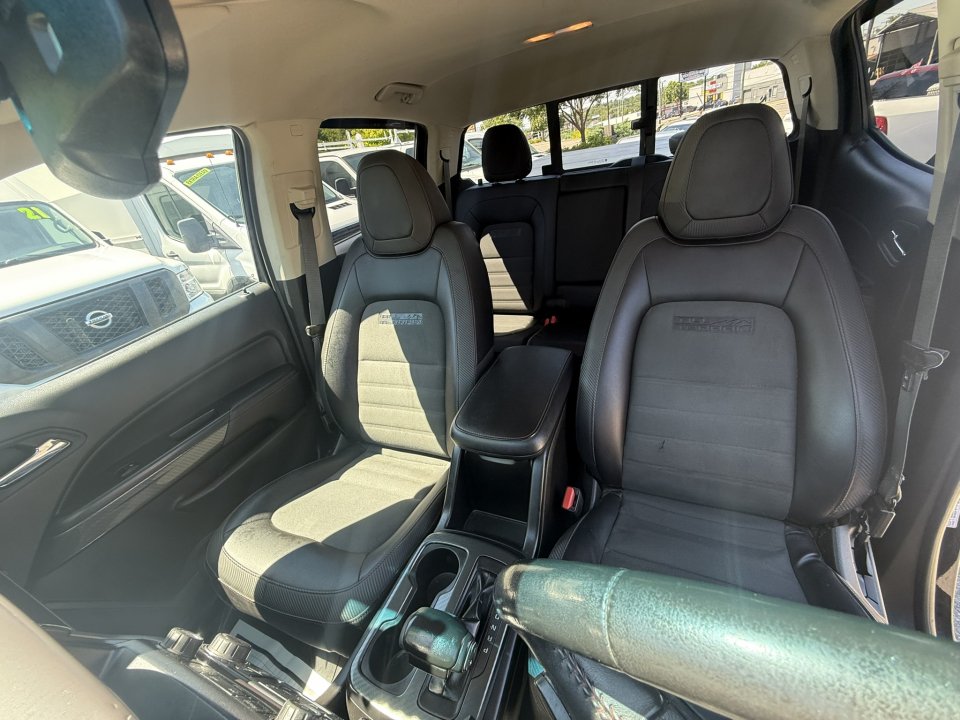 Used 2018 GMC Canyon All Terrain w/ Trailering Package AWD/4WD image 12