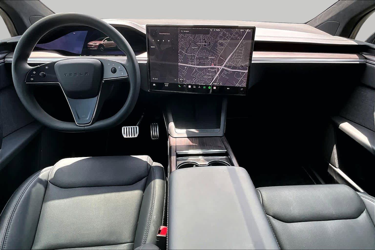 Used 2024 Tesla Model X AWD/4WD image 13