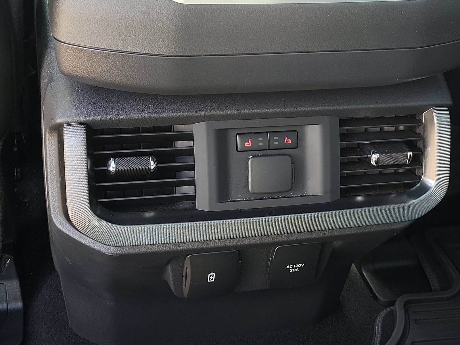 Used 2024 Ford F150 Platinum w/ Equipment Group 702A High AWD/4WD image 22