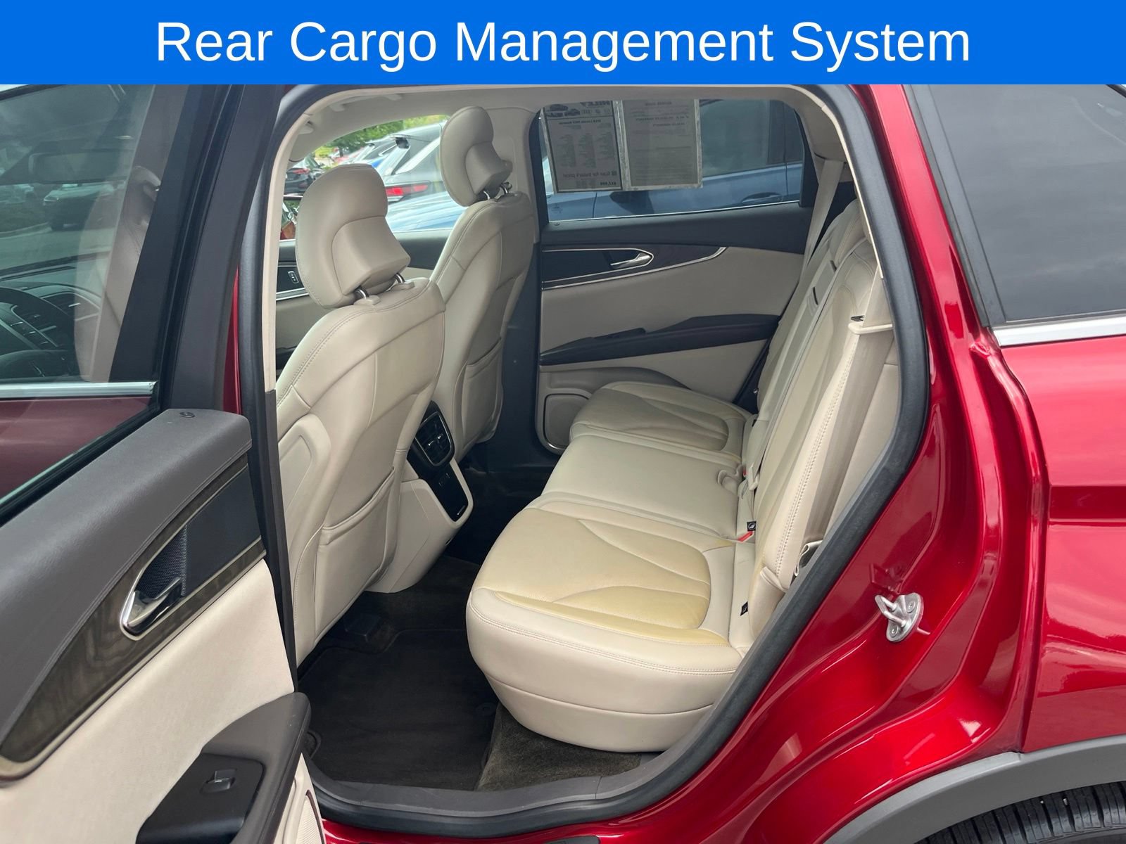 Used 2018 Lincoln MKX Reserve w/ Driver Assistance Package FWD image 28