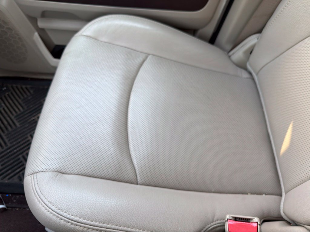 Used 2017 RAM 1500 Laramie w/ Convenience Group AWD/4WD image 23