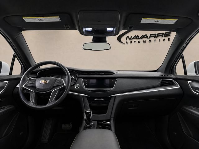 Used 2025 Cadillac XT5 Luxury FWD image 11