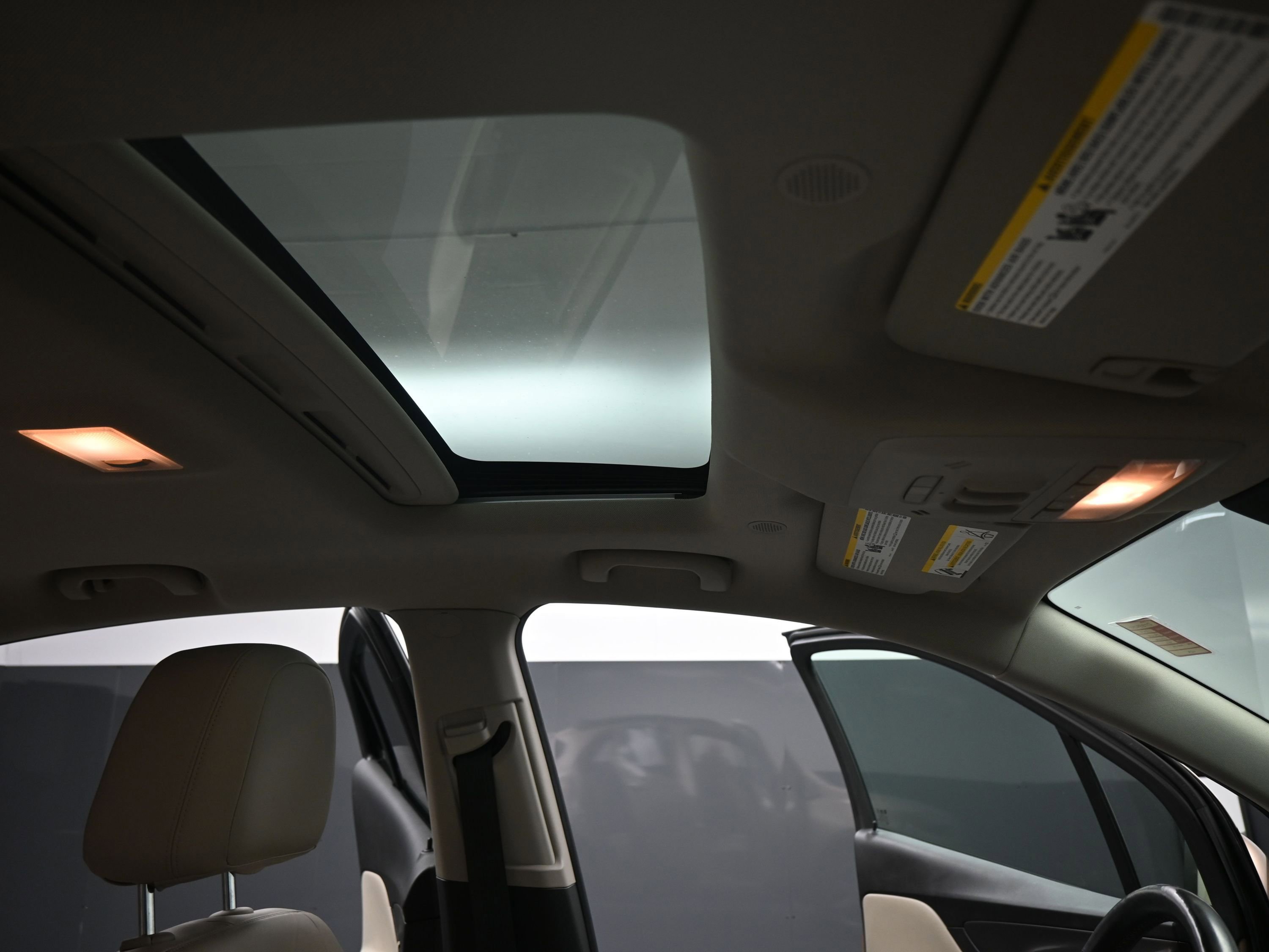 Used 2019 Buick Encore Essence w/ Experience Buick Package image 21