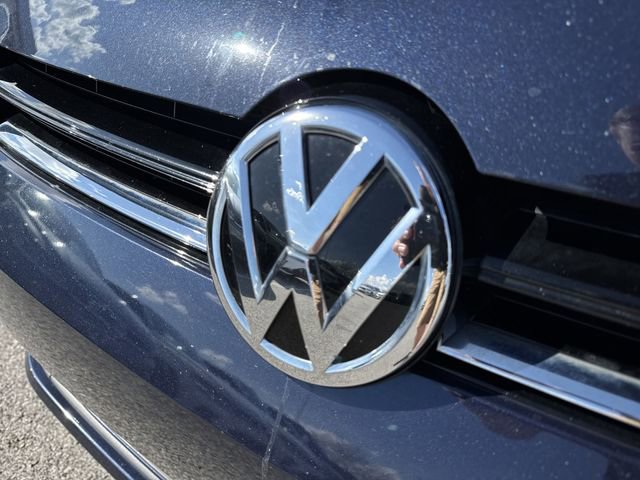 Used 2017 Volkswagen Golf Wolfsburg Edition image 30