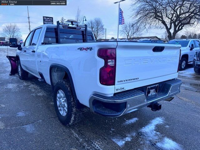 Used 2024 Chevrolet Silverado 3500 W/T w/ WT Convenience Package image 3