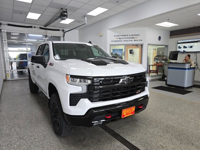 New 2026 Chevrolet Silverado 1500 LT Trail Boss w/ Convenience Package II image 3