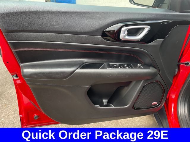Used 2023 Jeep Compass Trailhawk w/ Sun and Sound Group AWD/4WD image 10