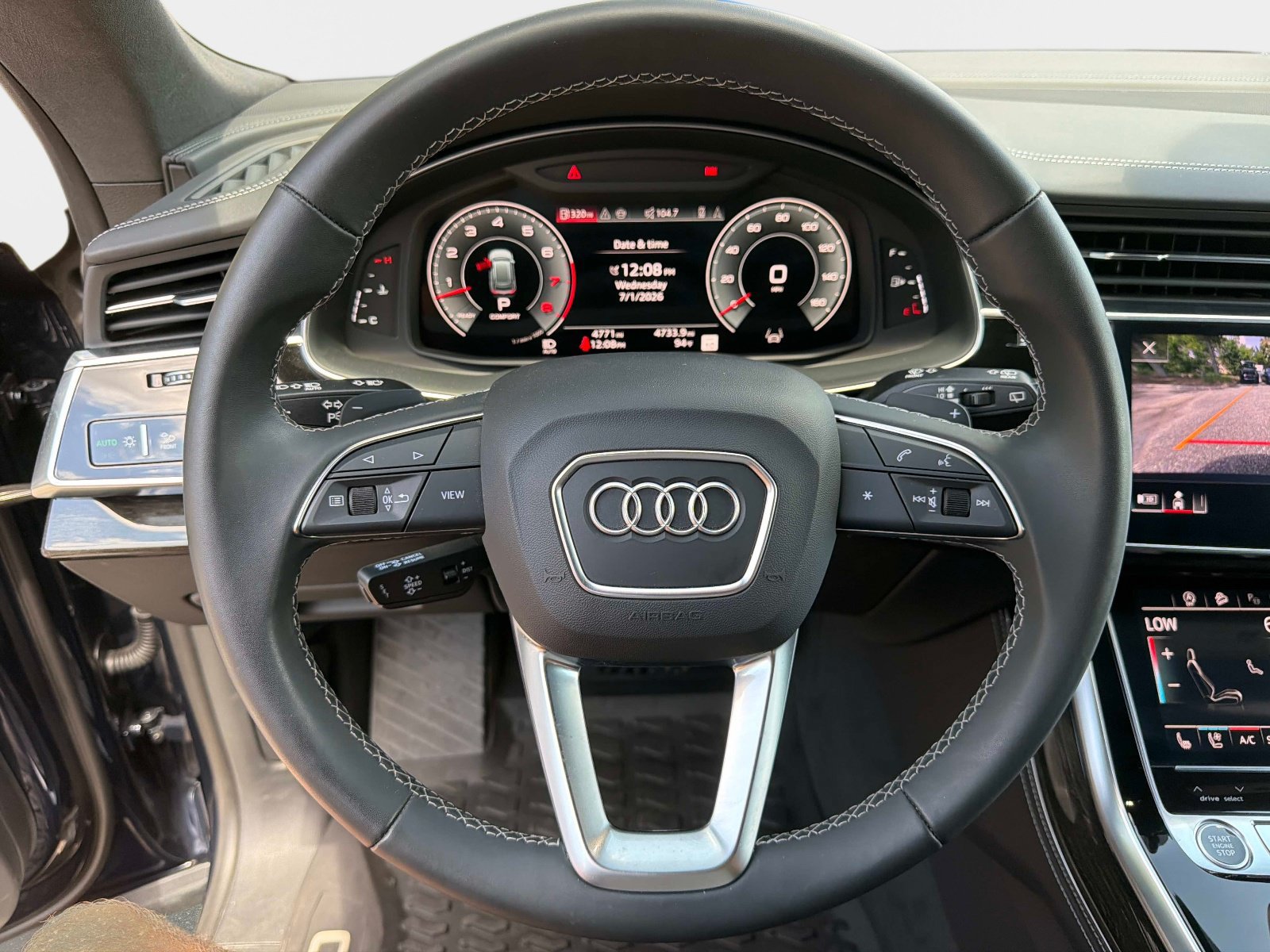 Used 2025 Audi Q8 Prestige AWD/4WD image 25