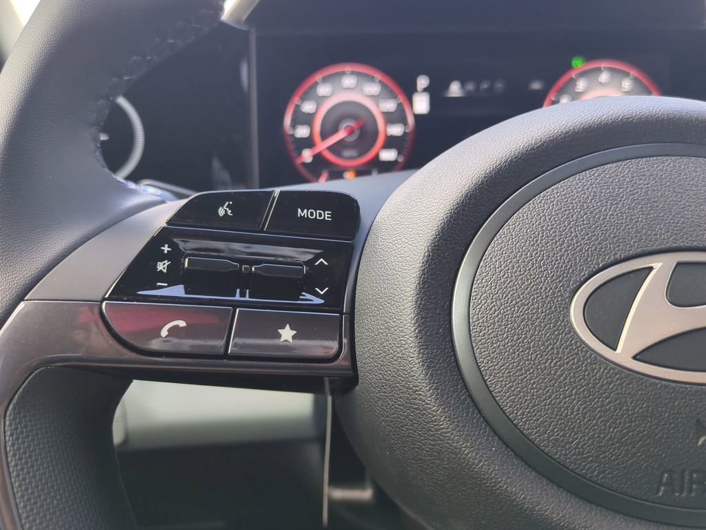 New 2026 Hyundai Elantra Limited image 31