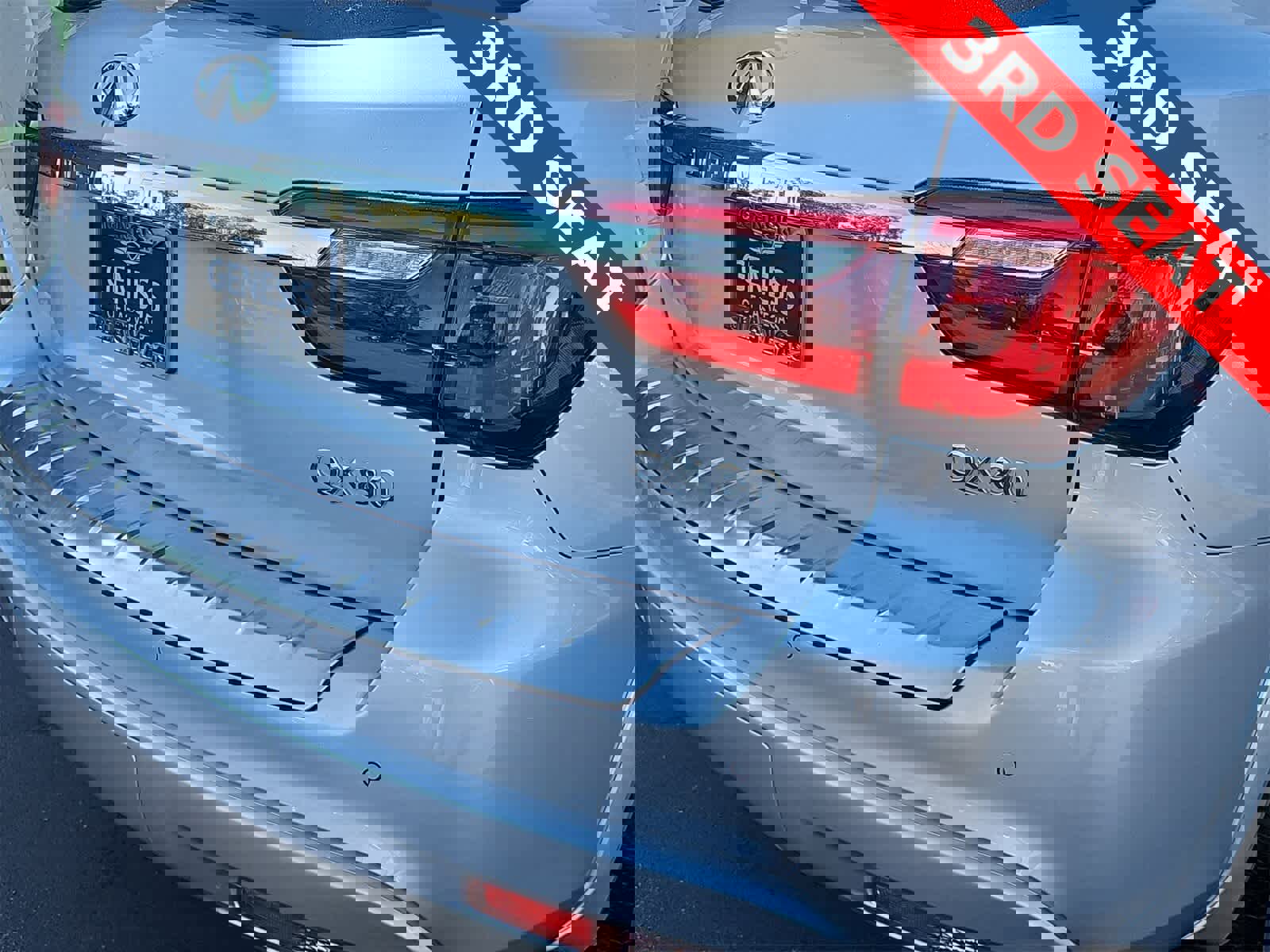 Used 2019 INFINITI QX80 Luxe image 11