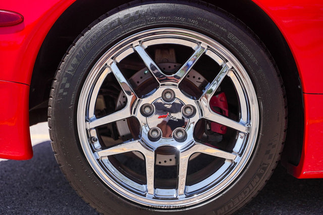 Used 1999 Chevrolet Corvette Coupe w/ Memory Pkg image 61