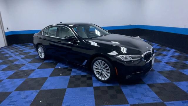 Used 2021 BMW 540i xDrive w/ Premium Package AWD/4WD image 2