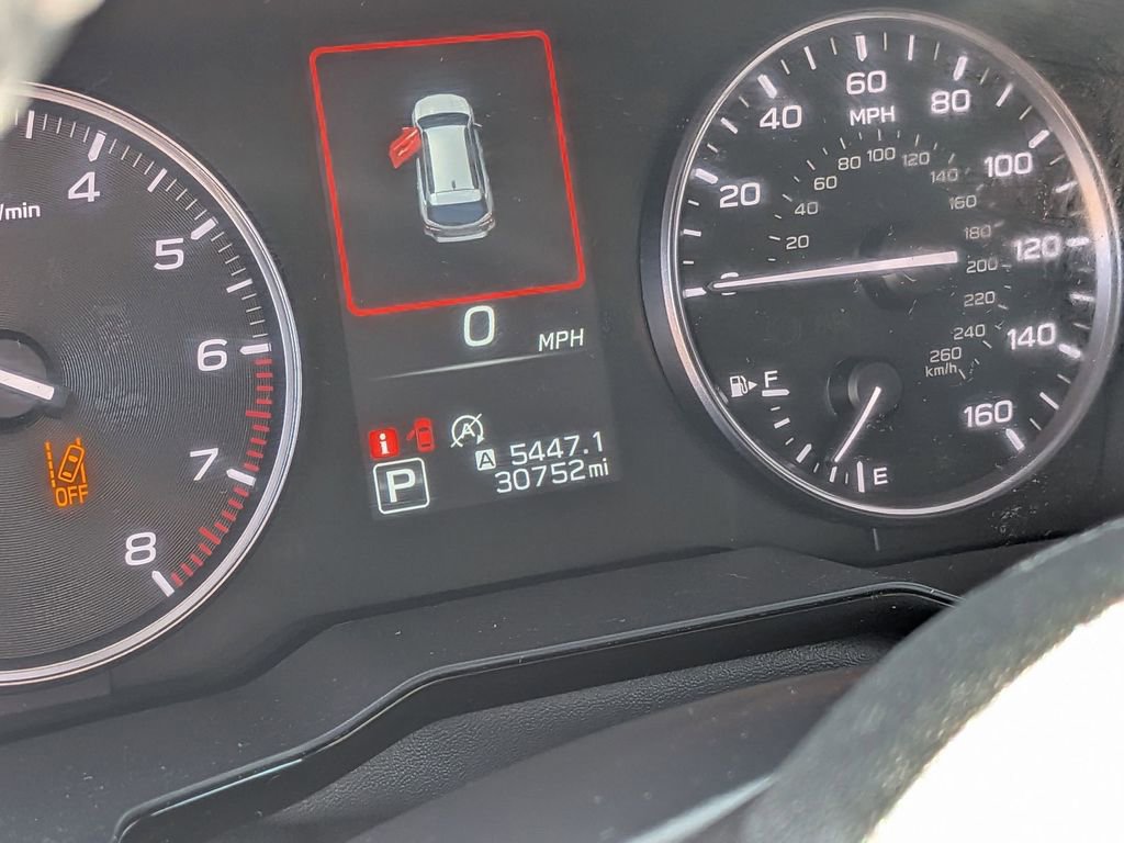 Used 2025 Subaru Outback Premium image 18