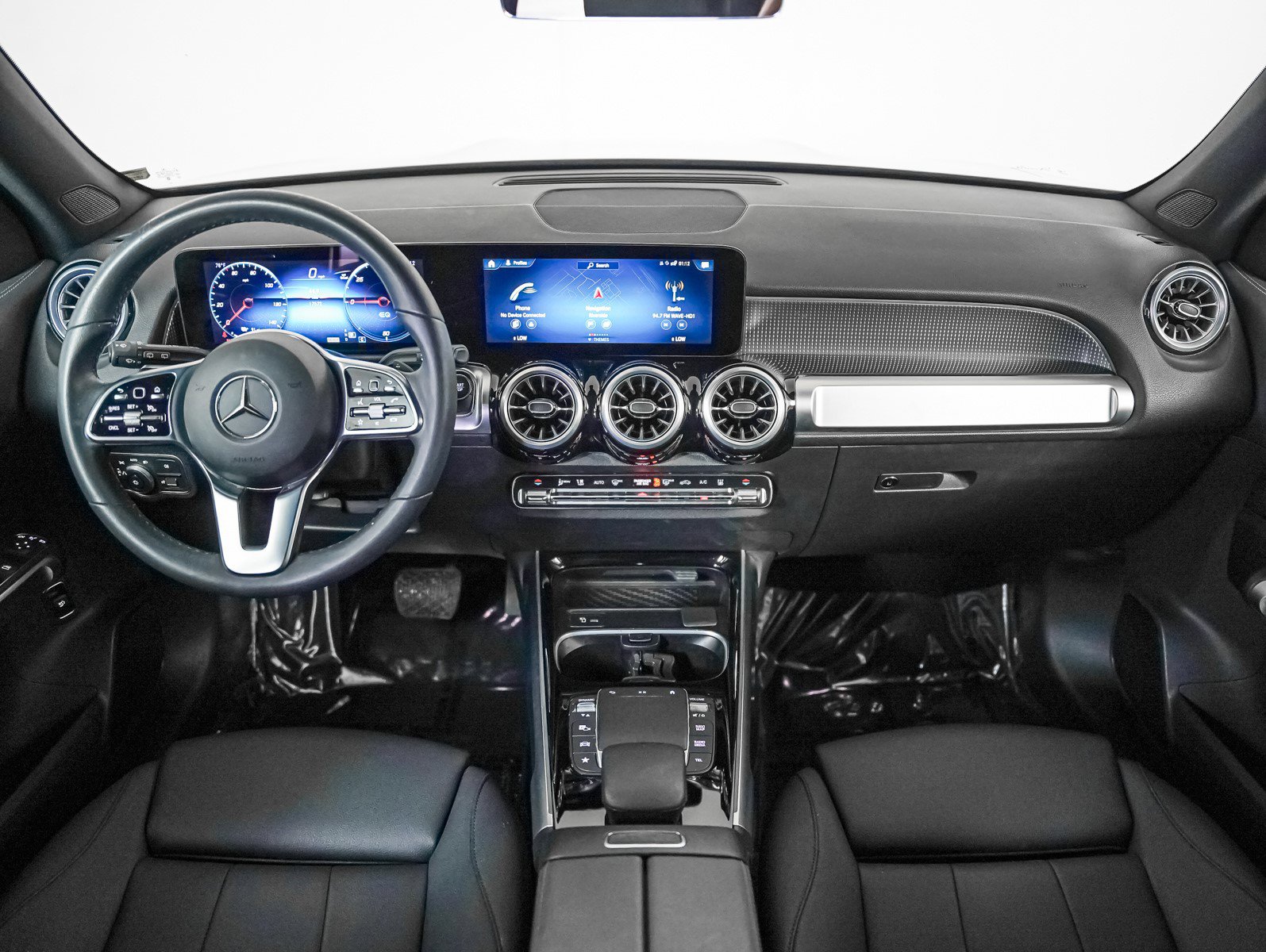 Certified 2023 Mercedes-Benz EQB 300 4MATIC w/ Exclusive Package image 13