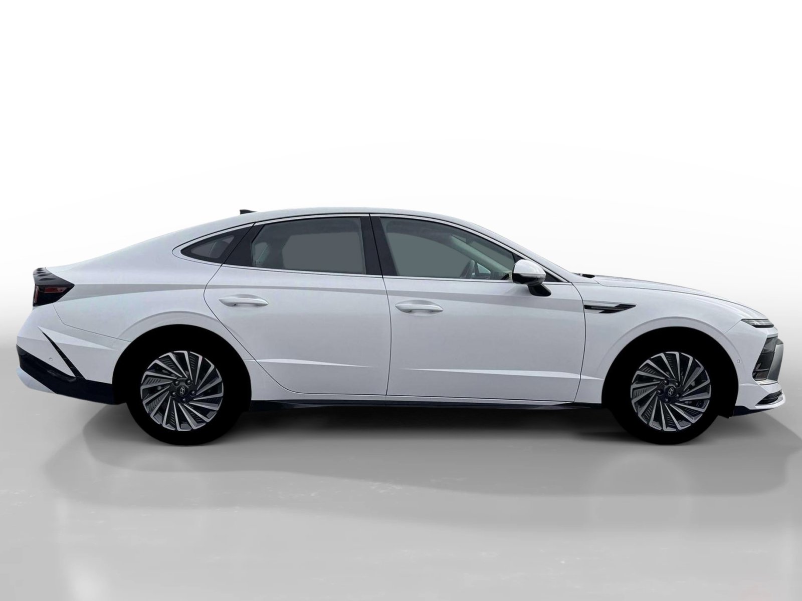 New 2026 Hyundai Sonata Limited image 9
