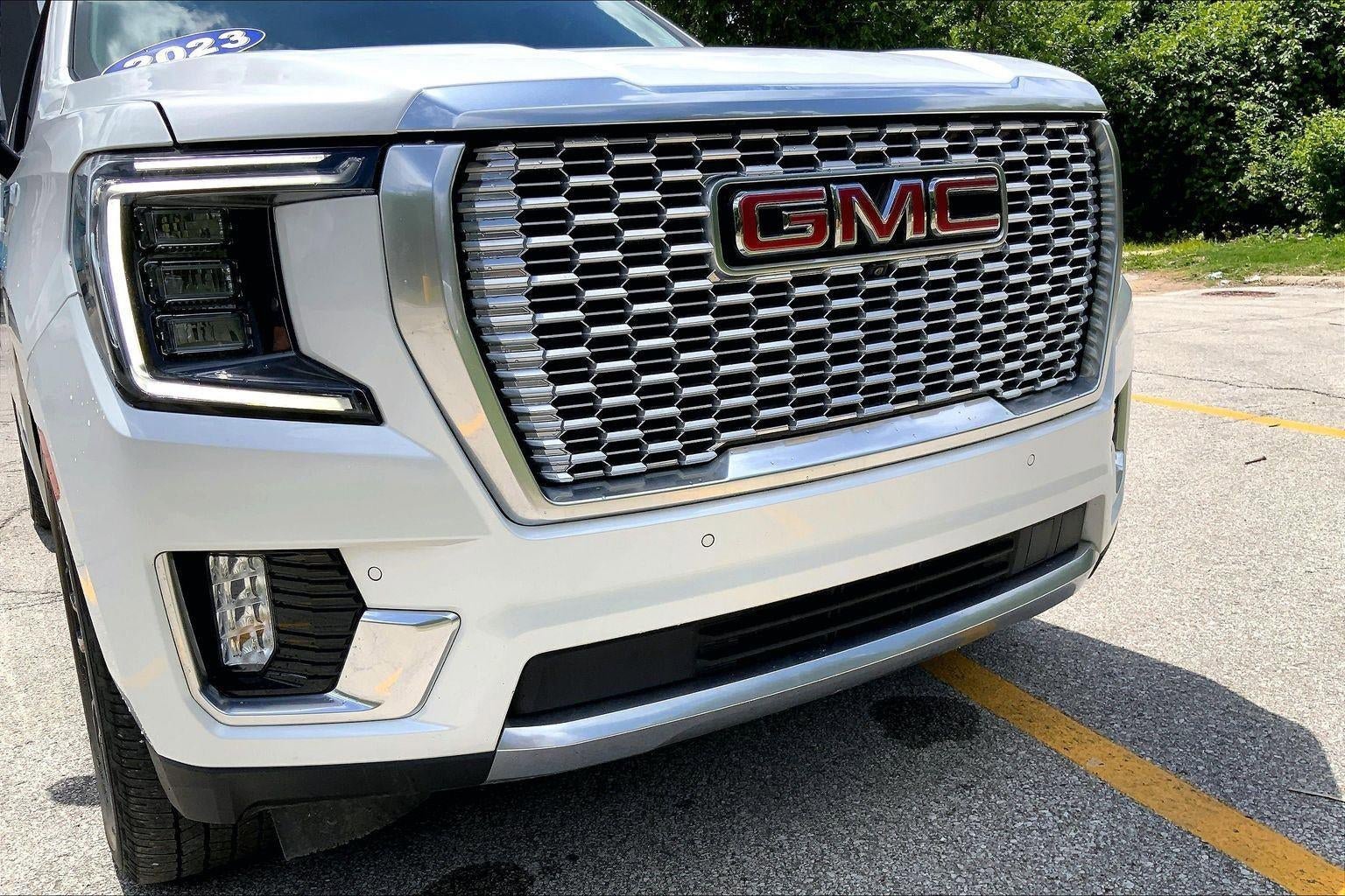 Used 2023 GMC Yukon Denali AWD/4WD image 30