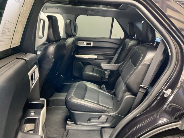 Used 2022 Ford Explorer Limited w/ Hybrid Equipment Group 310A AWD/4WD image 19