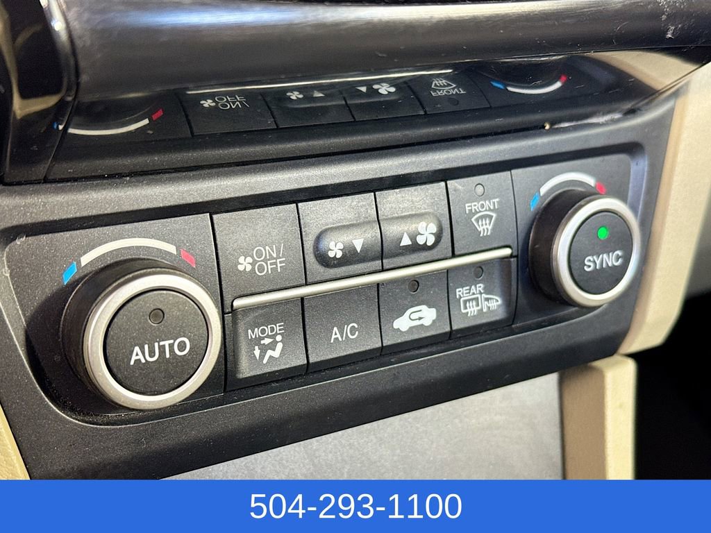 Used 2017 Acura ILX w/ Premium Package image 14