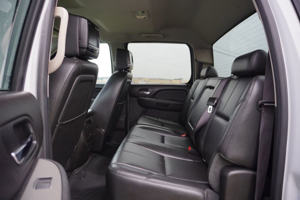Used 2014 Chevrolet Silverado 2500 LTZ image 21