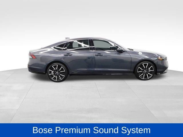 Used 2024 Honda Accord Touring image 2