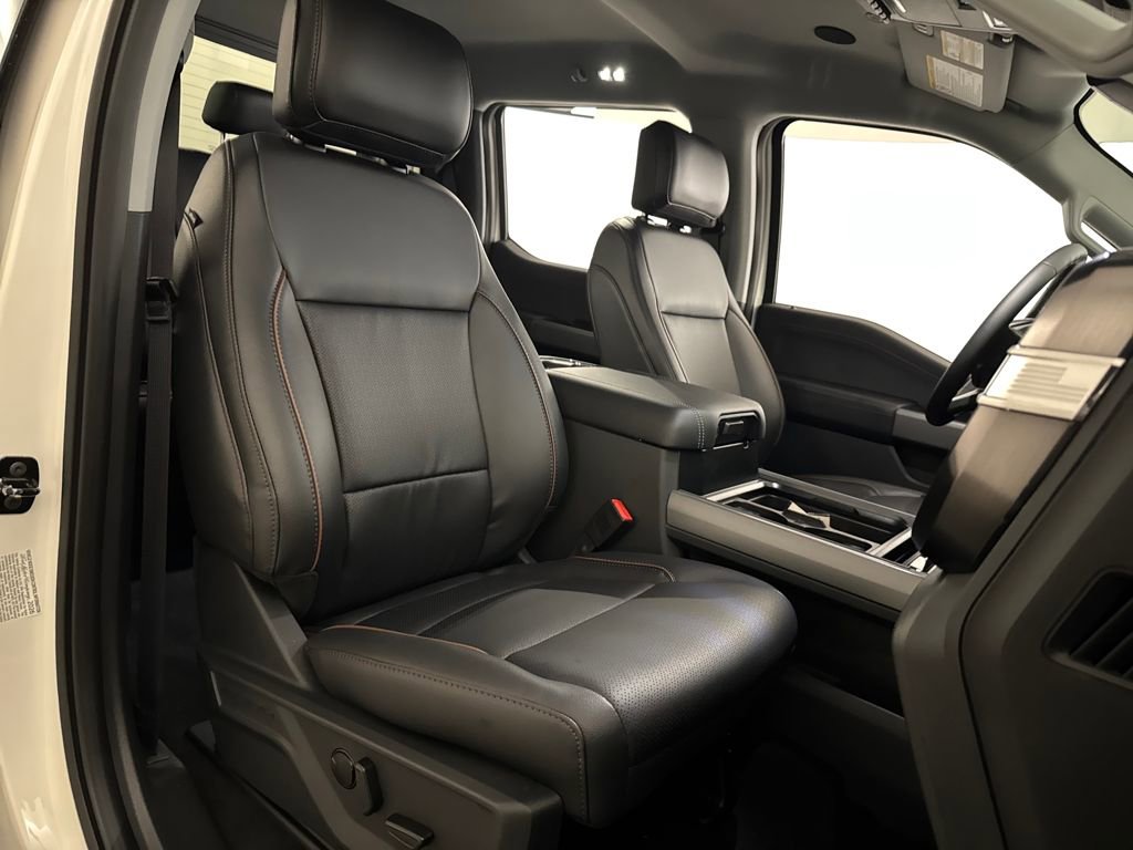 New 2026 Ford F350 Lariat w/ Black Appearance Package AWD/4WD image 24