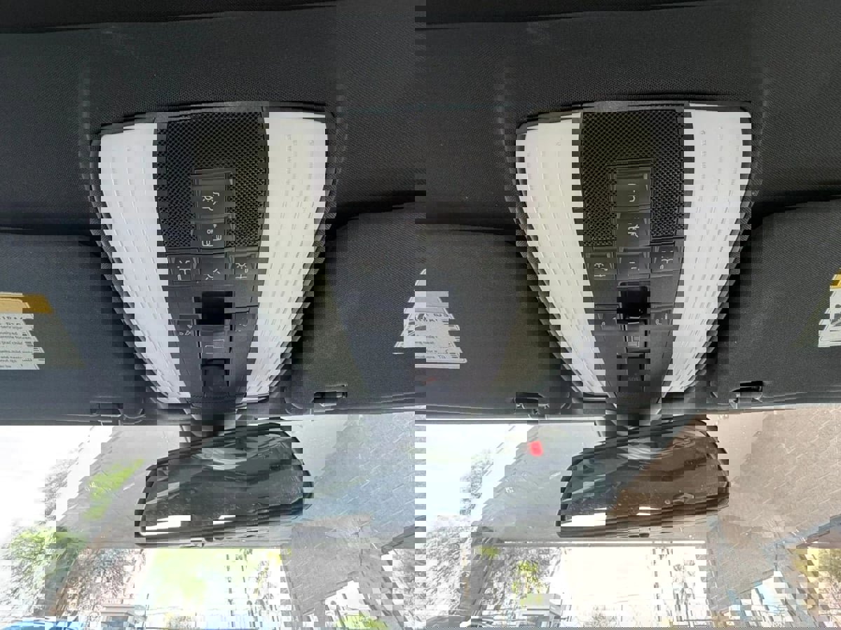 Used 2011 Mercedes-Benz E 350 Sport image 50