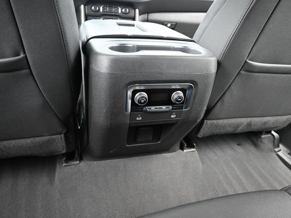 Used 2024 Chevrolet Tahoe LT image 15