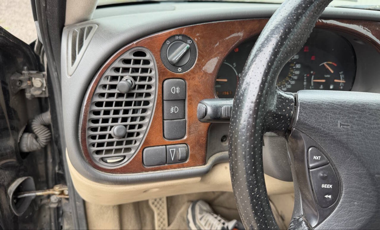 Used 2002 Saab 9-3 SE FWD image 34