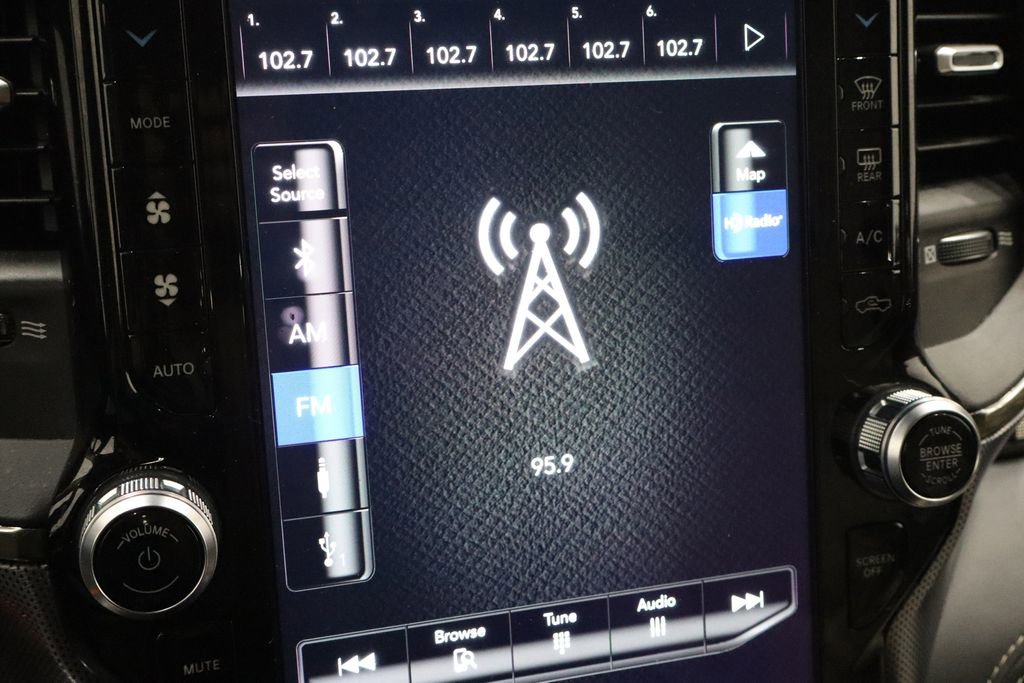 Used 2021 RAM 1500 Limited image 27