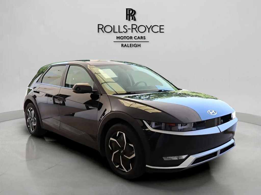 Used 2023 Hyundai Ioniq 5 SEL AWD/4WD image 3