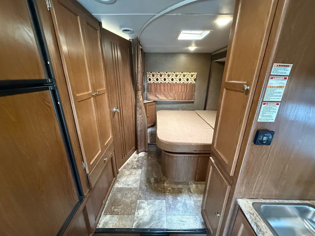 Used 2016 Ford E-350 and Econoline 350 Super Duty w/ Motorhome Prep Package RWD image 27