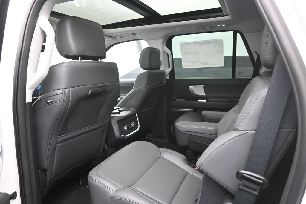 New 2026 Ford Expedition Active RWD image 25