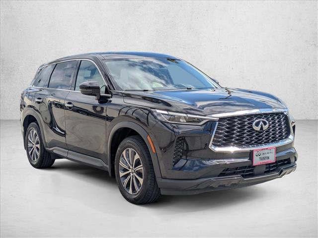 Certified 2025 INFINITI QX60 Pure image 3