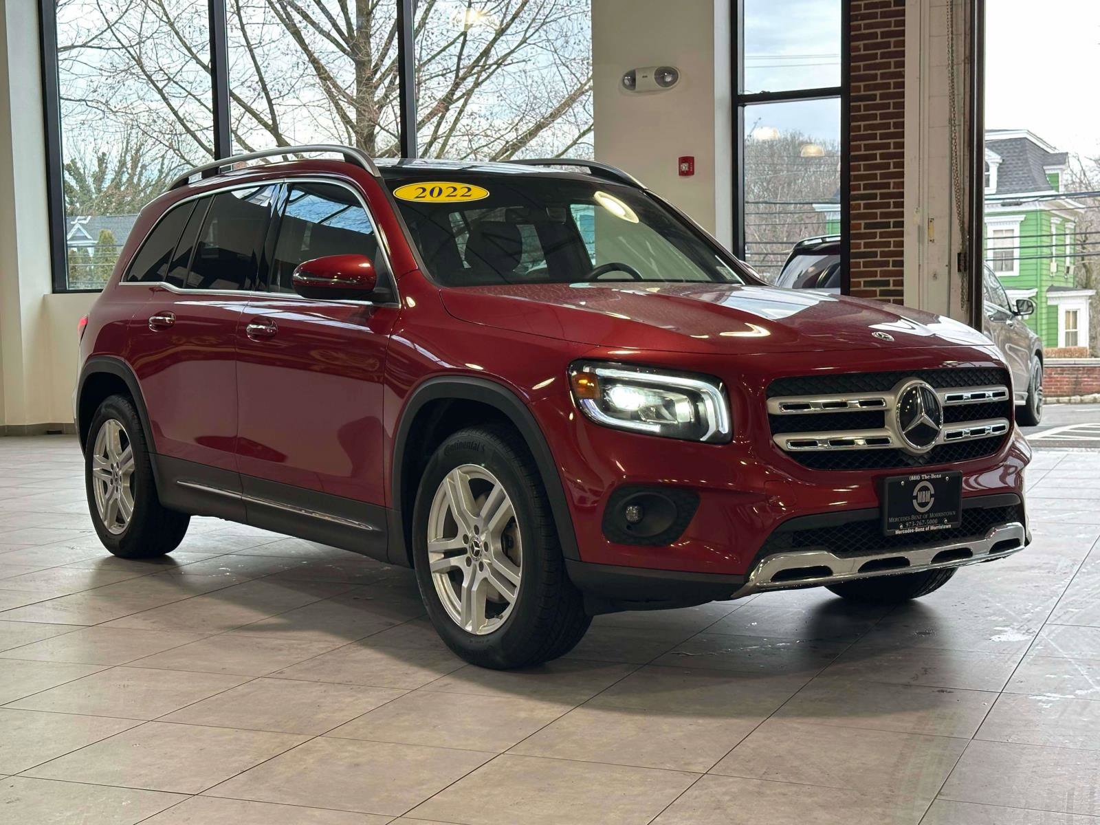 Certified 2022 Mercedes-Benz GLB 250 4MATIC image 2