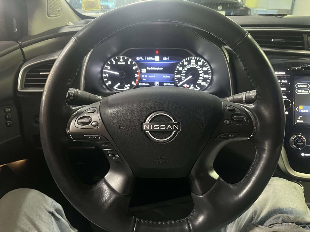 Certified 2023 Nissan Murano Platinum w/ Cargo Package image 22