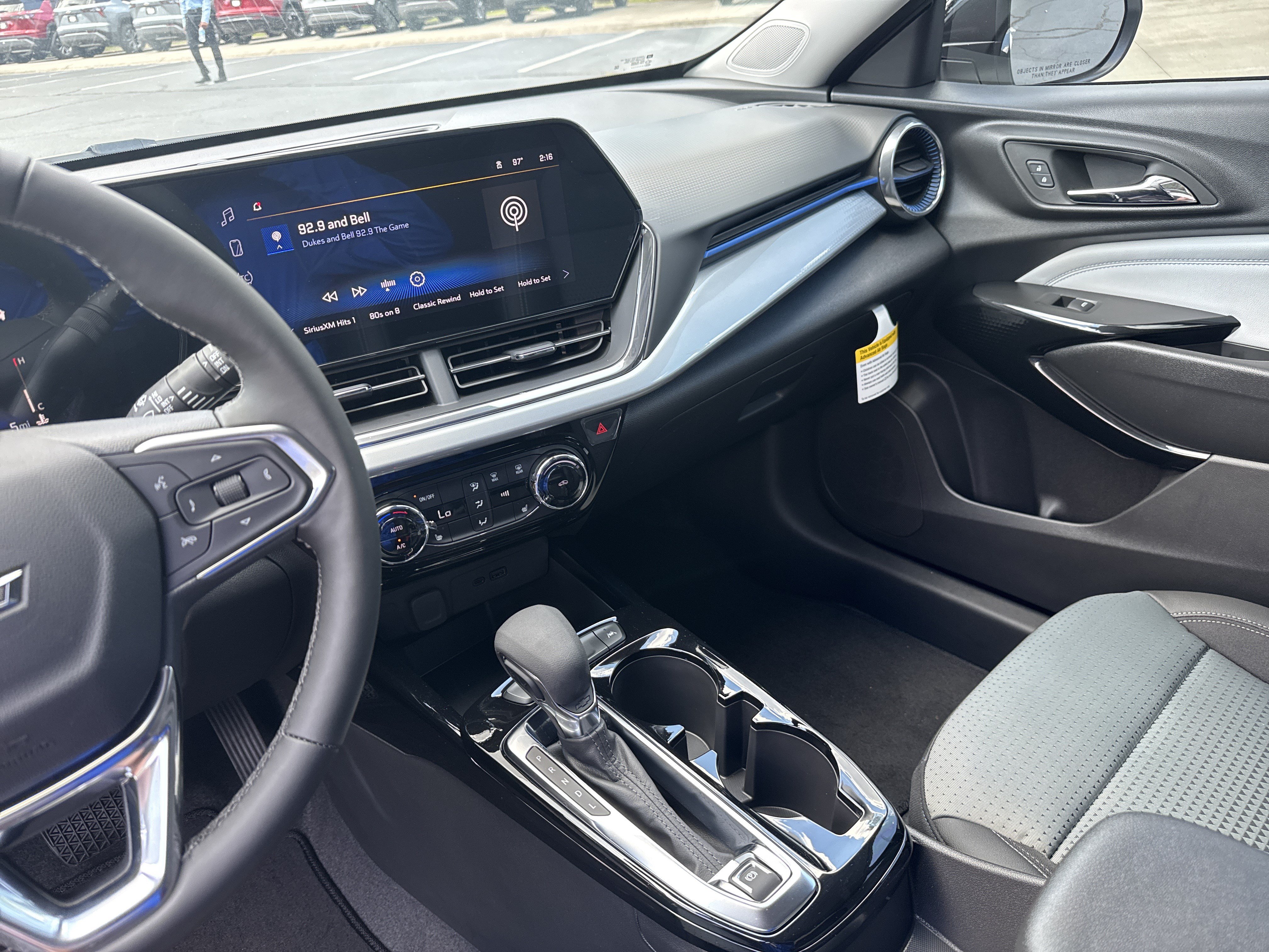 New 2026 Chevrolet Trax LT w/ Driver Confidence Package FWD image 28
