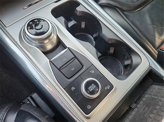 Used 2020 Ford Explorer Platinum w/ Premium Technology Package image 16