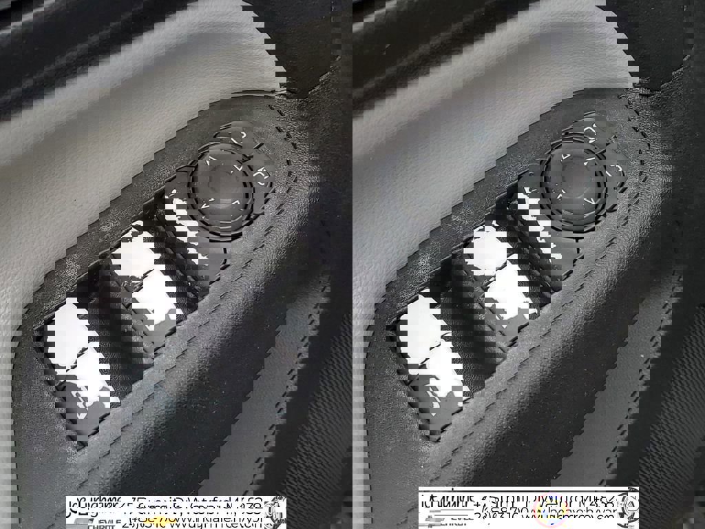 Certified 2018 Chevrolet Equinox LS FWD image 23