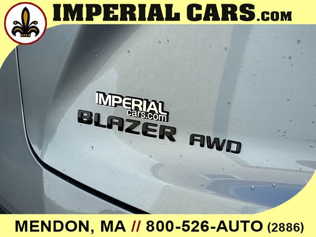 New 2025 Chevrolet Blazer LT w/ Midnight/Sport Edition image 12