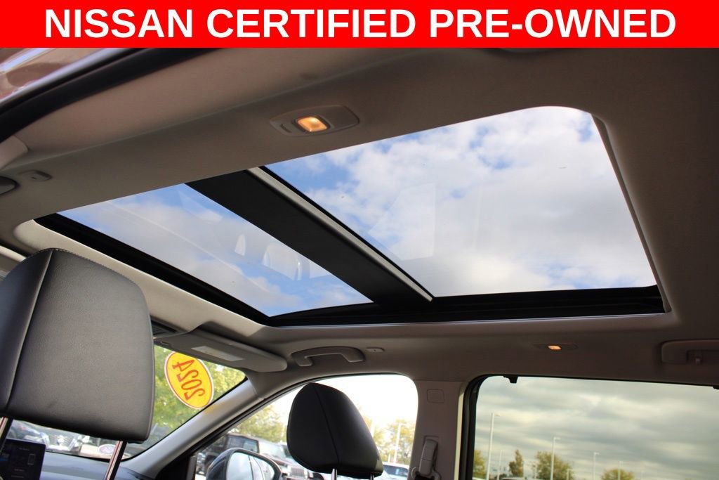 Certified 2024 Nissan Rogue SL w/ SL Premium Package image 29