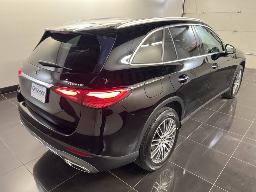 Used 2023 Mercedes-Benz GLC 300 4MATIC image 6