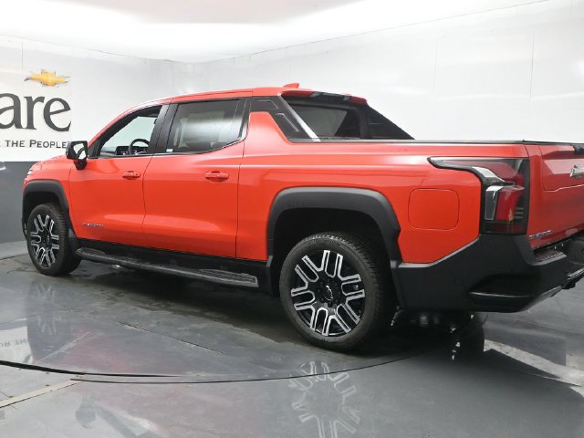 New 2026 Chevrolet Silverado EV LT AWD/4WD image 14