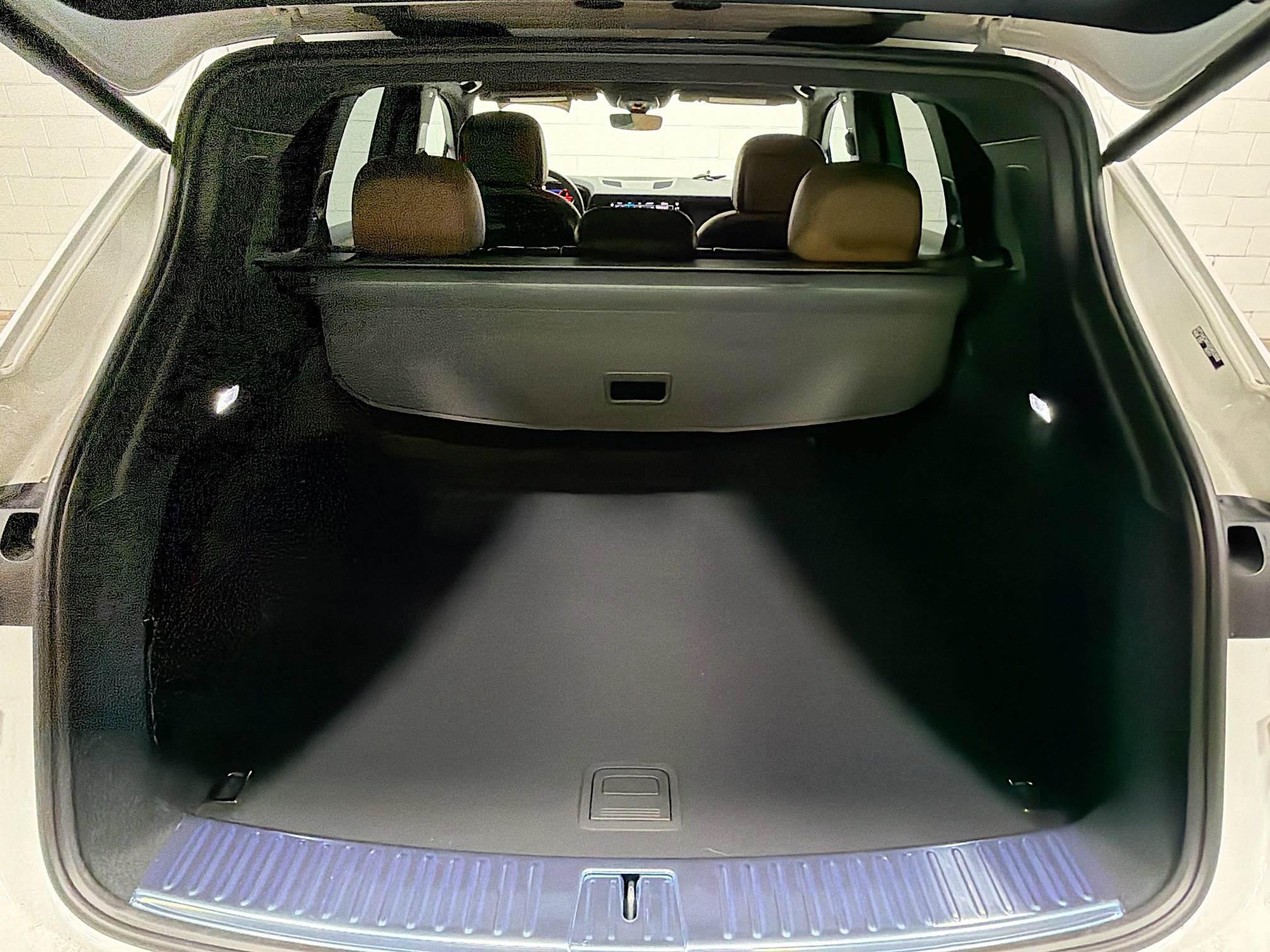 Certified 2025 Porsche Cayenne image 13