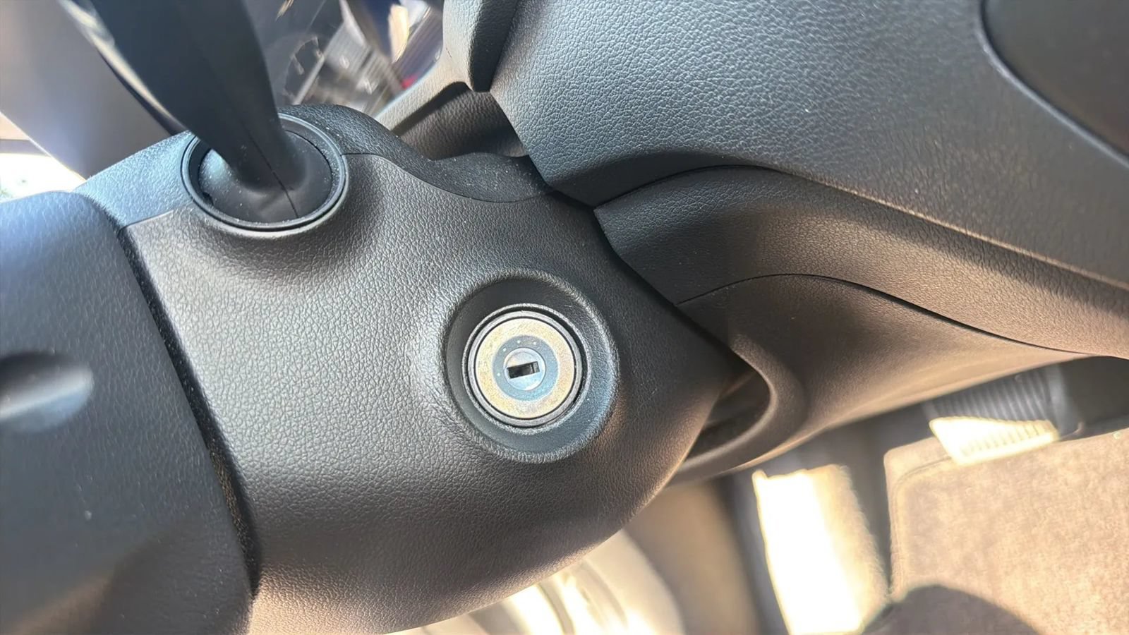 Used 2020 Hyundai Accent SE FWD image 20