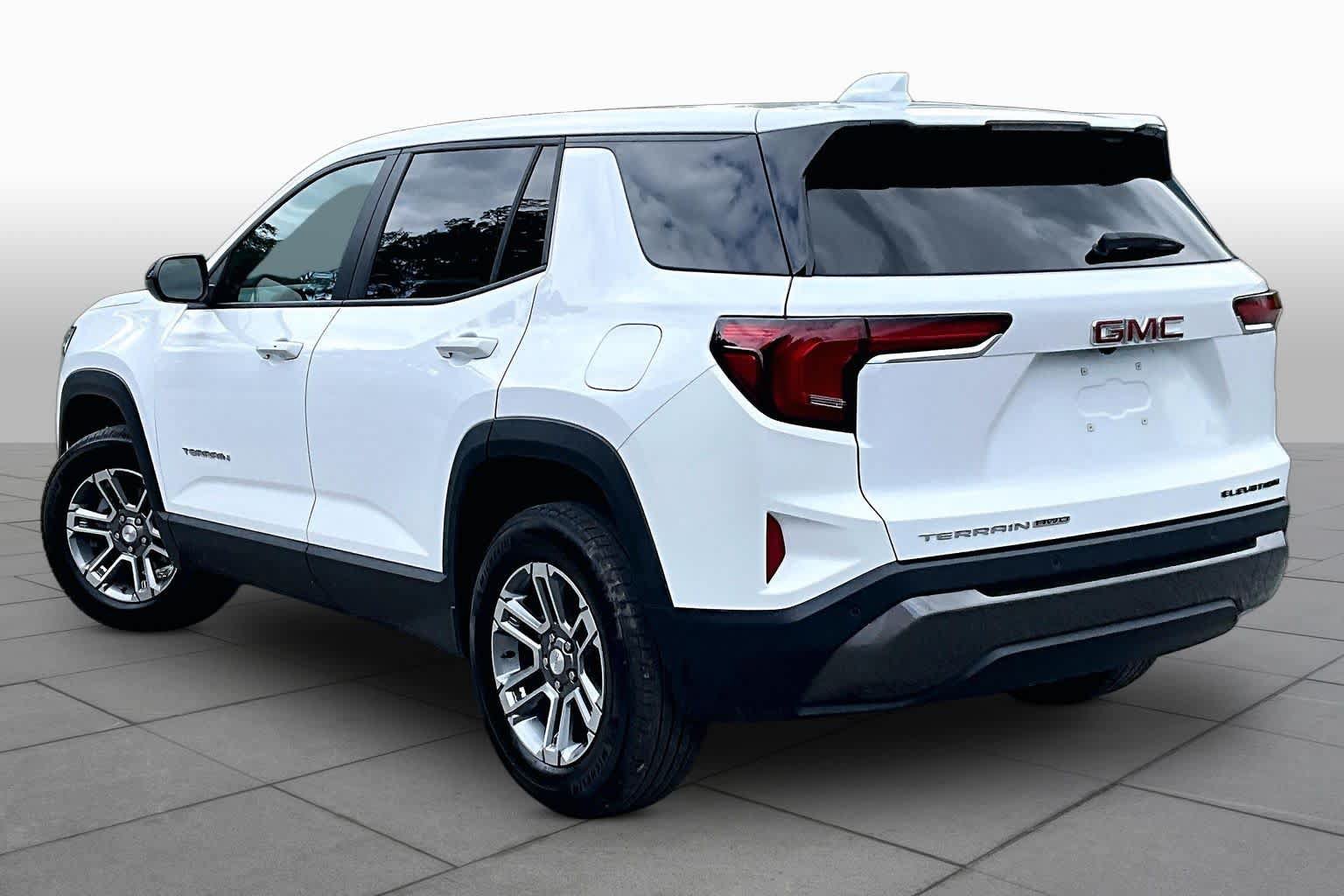 Used 2026 GMC Terrain Elevation AWD/4WD image 12