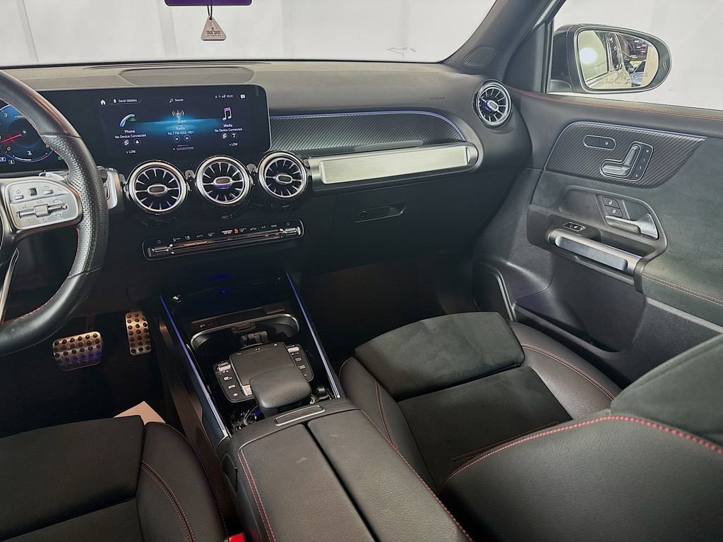 Used 2021 Mercedes-Benz GLB 250 image 26