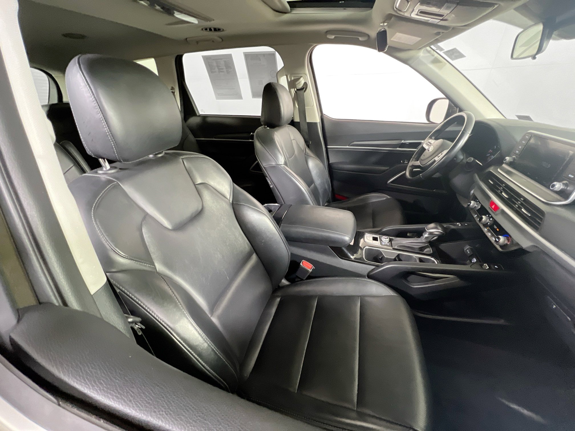 Used 2020 Kia Telluride S image 28